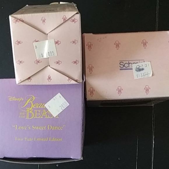 Vintage Beauty and the Beast - Picture 15 of 16